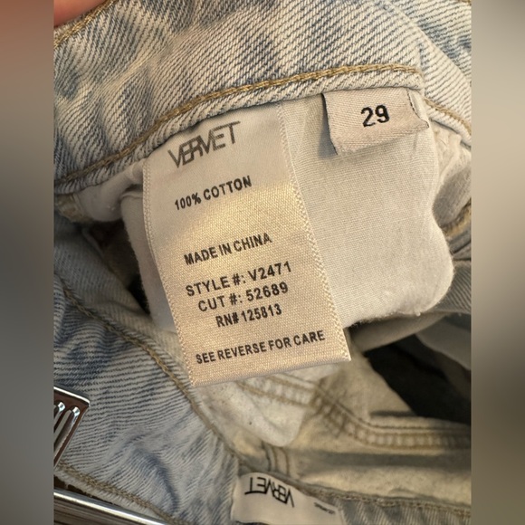 NWT Vervet High rise light wash wide leg jeans - Picture 6 of 6